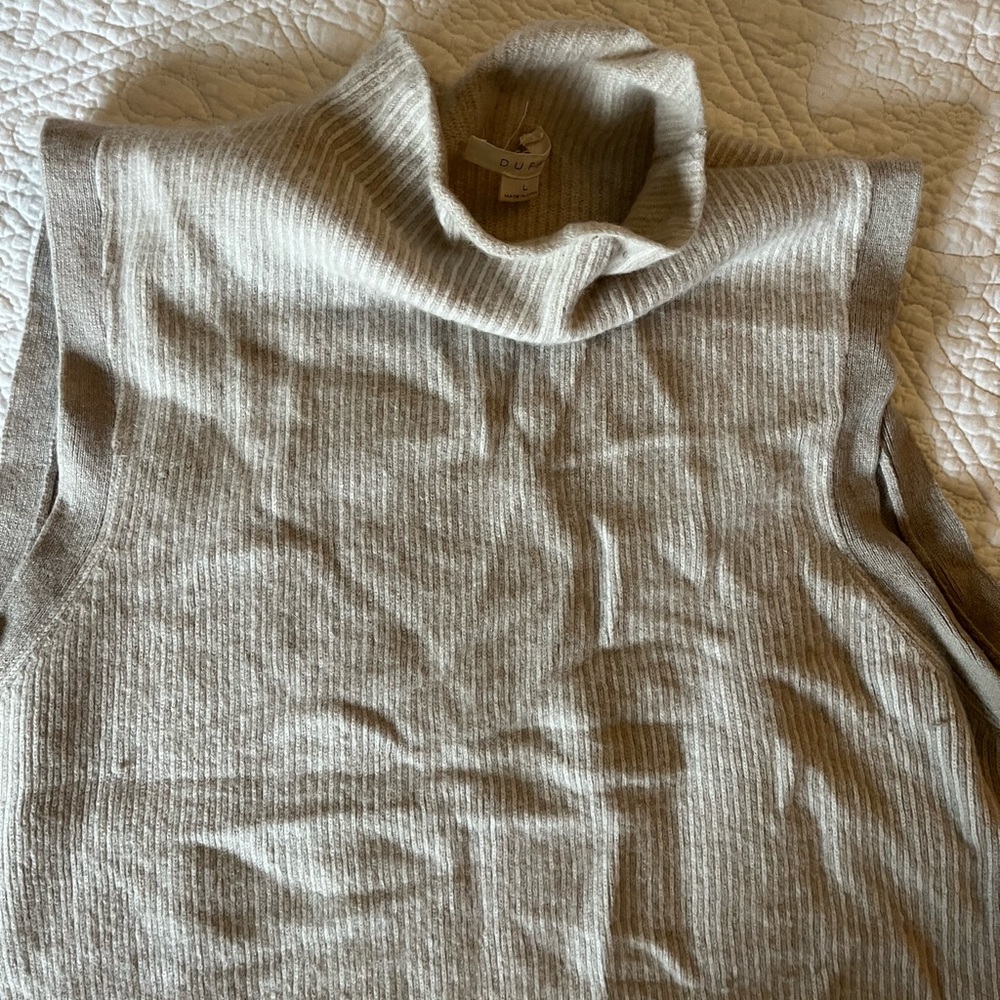 Duffy Cashmere Gray-Beige sleeveless mock neck sweater